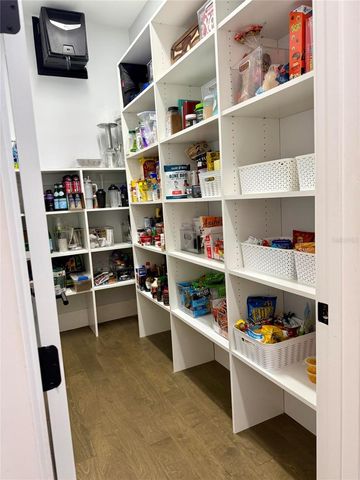 510 CHANNEL DRIVE, Tampa, FL 33606