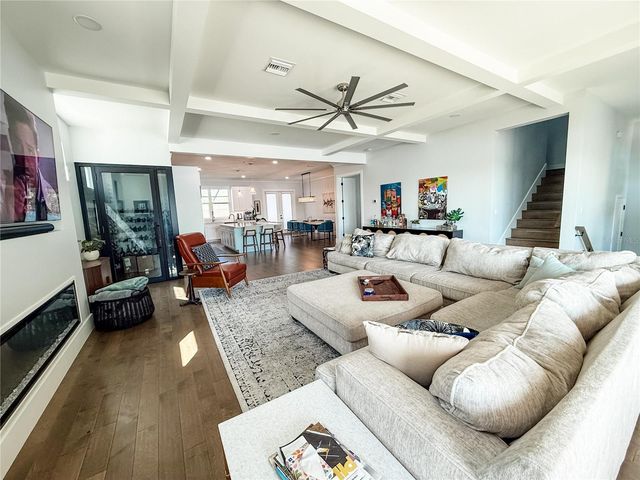 510 CHANNEL DRIVE, Tampa, FL 33606