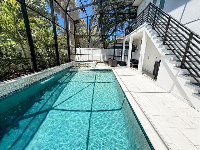 510 CHANNEL DRIVE, Tampa, FL 33606