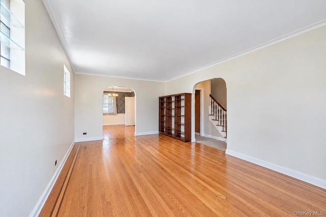 1845 Hering Avenue, Bronx, NY 10461