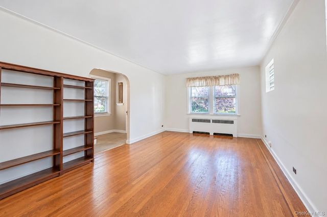 1845 Hering Avenue, Bronx, NY 10461