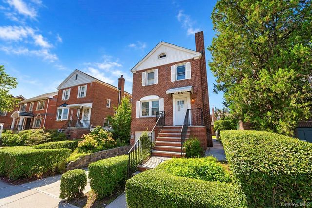 1845 Hering Avenue, Bronx, NY 10461
