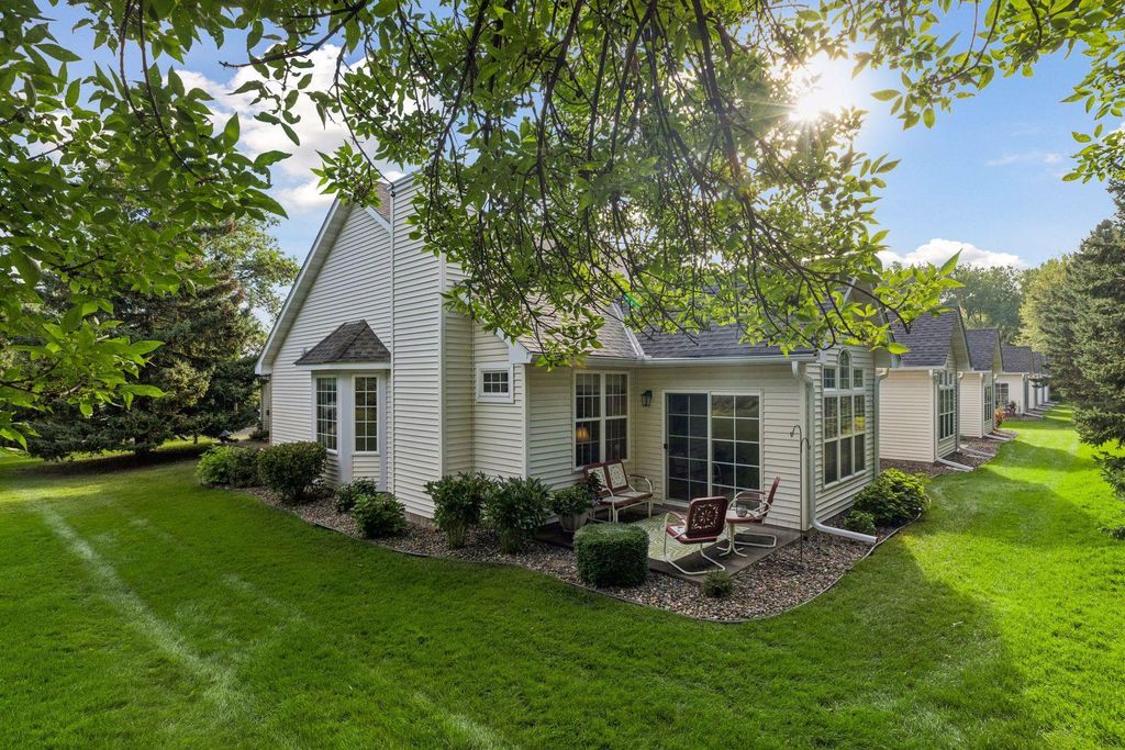 7290 Bordner Drive, Inver Grove Heights, MN 55076 — exterior