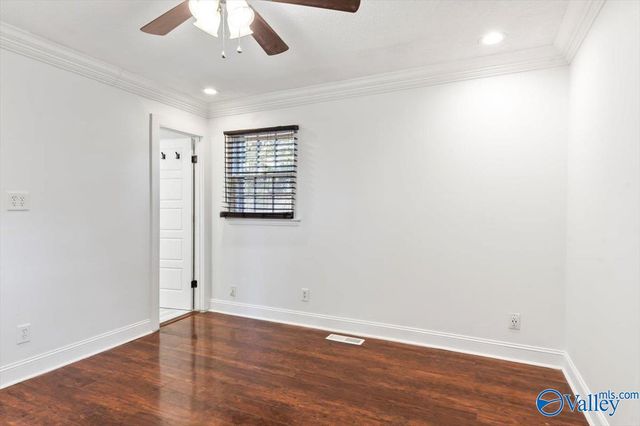 3112 Delia Lane NW, Huntsville, AL 35810