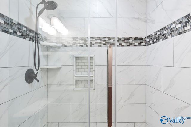 3112 Delia Lane NW, Huntsville, AL 35810