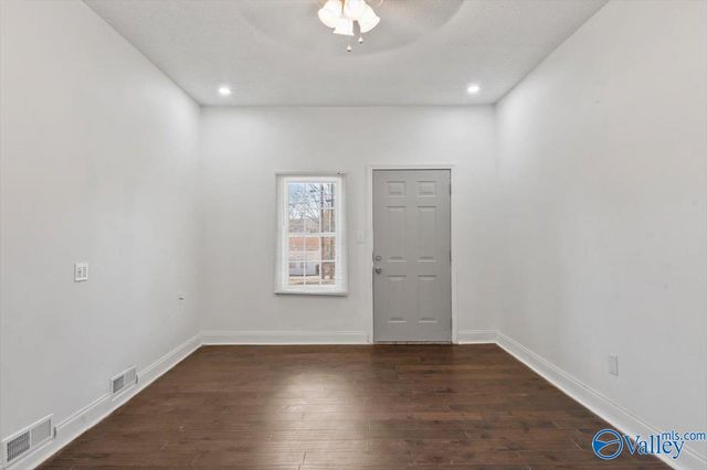 3112 Delia Lane NW, Huntsville, AL 35810