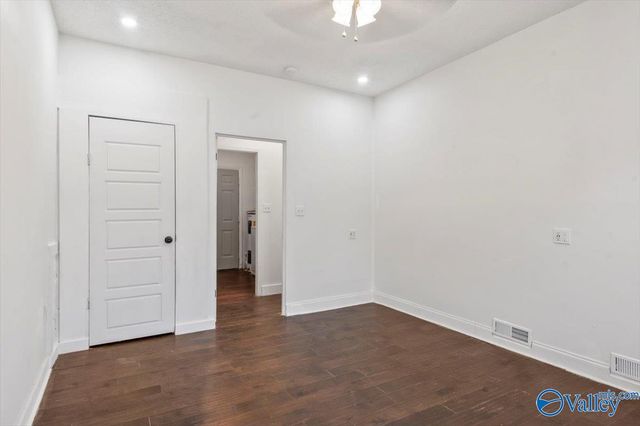 3112 Delia Lane NW, Huntsville, AL 35810