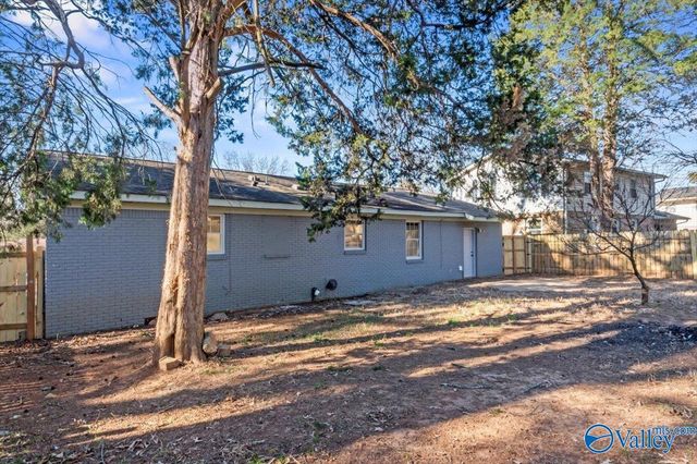 3112 Delia Lane NW, Huntsville, AL 35810