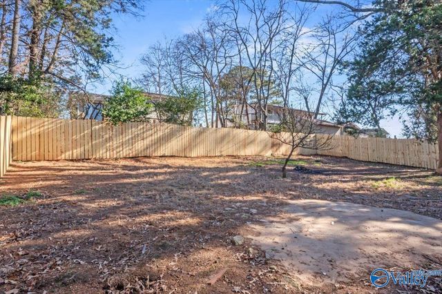 3112 Delia Lane NW, Huntsville, AL 35810