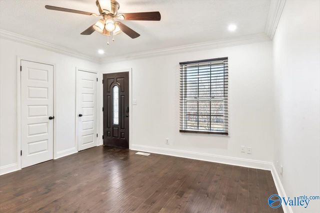 3112 Delia Lane NW, Huntsville, AL 35810