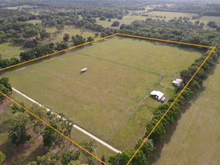 5637 NW 165TH STREET, Reddick, FL 32686