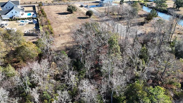 406 Salt Meadow Court, Holly Ridge, NC 28445