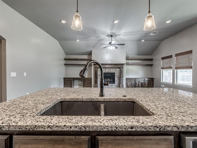 2324 Roca Drive, Edmond, OK 73012
