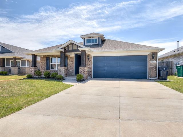 2324 Roca Drive, Edmond, OK 73012
