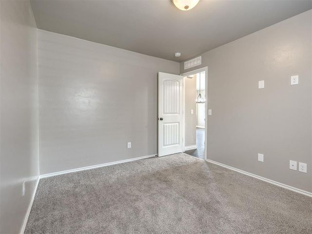 2324 Roca Drive, Edmond, OK 73012