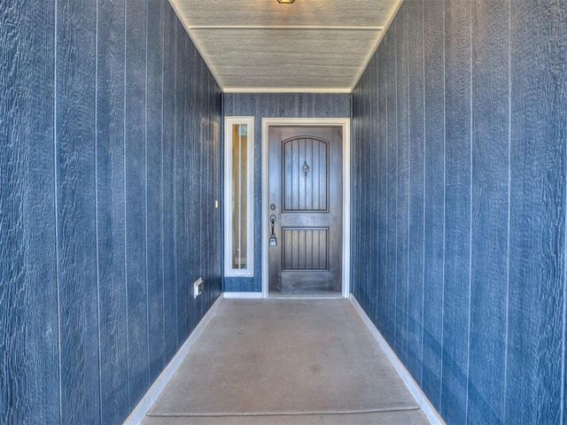2324 Roca Drive, Edmond, OK 73012