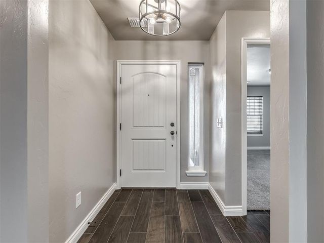 2324 Roca Drive, Edmond, OK 73012