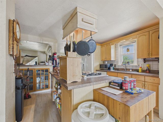 476 Tennyson Street, Denver, CO 80204
