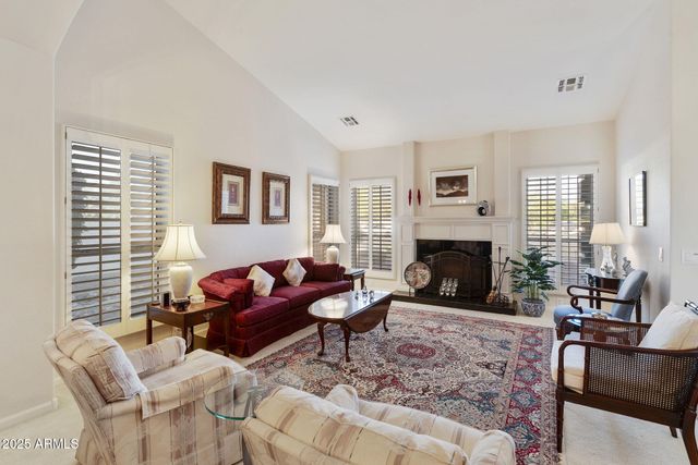 531 W CHERRYWOOD Drive, Sun Lakes, AZ 85248