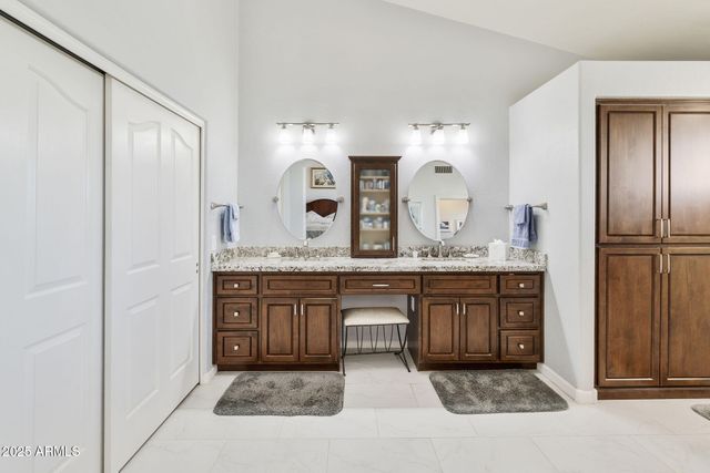 531 W CHERRYWOOD Drive, Sun Lakes, AZ 85248