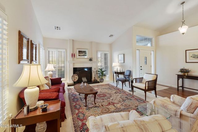 531 W CHERRYWOOD Drive, Sun Lakes, AZ 85248