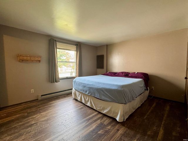 1513 Avon Place, Huntington, IN 46750