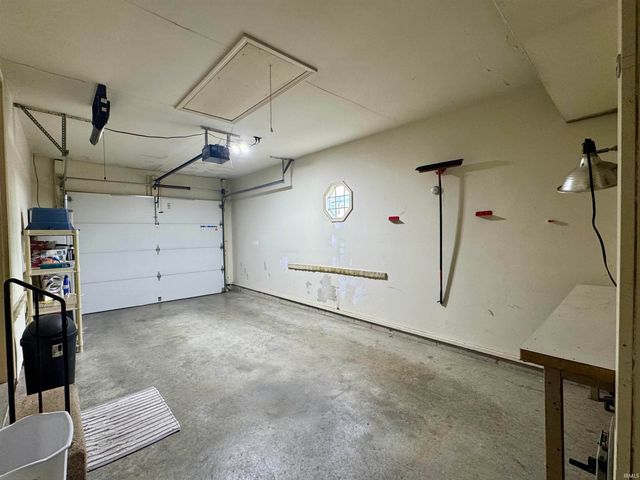 1513 Avon Place, Huntington, IN 46750