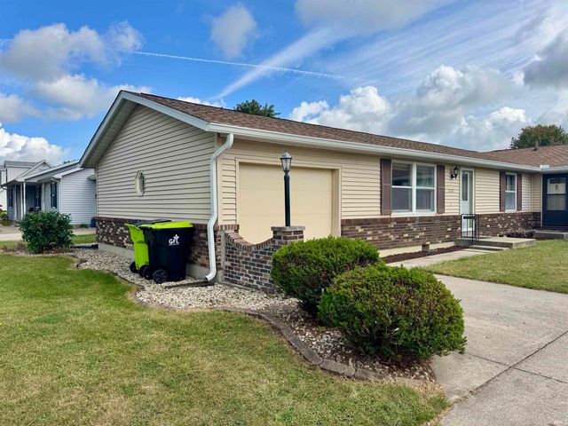 1513 Avon Place, Huntington, IN 46750