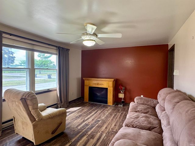 1513 Avon Place, Huntington, IN 46750