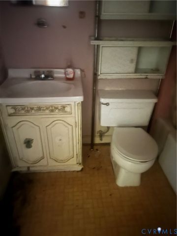 915 Rosewood Ter, Petersburg, VA 23805