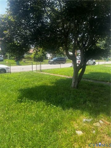 915 Rosewood Ter, Petersburg, VA 23805