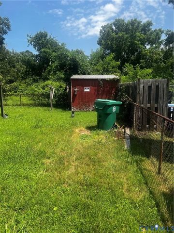915 Rosewood Ter, Petersburg, VA 23805