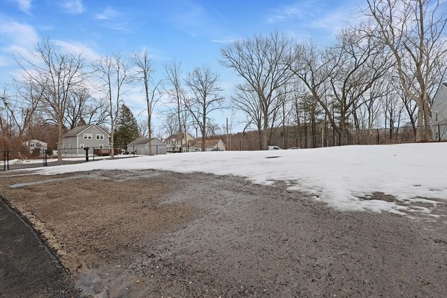 201 Aberdeen Road, Methuen, MA 01844