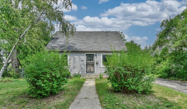 5620 W Thurston AVENUE, Milwaukee, WI 53218