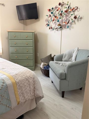 3176 LAKE BAYSHORE DRIVE 319, Bradenton, FL 34205