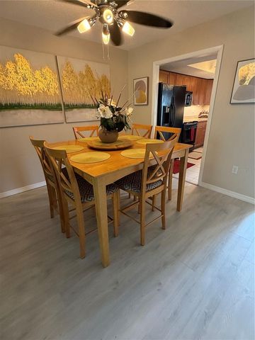 3176 LAKE BAYSHORE DRIVE 319, Bradenton, FL 34205