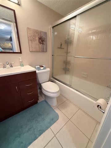 3176 LAKE BAYSHORE DRIVE 319, Bradenton, FL 34205