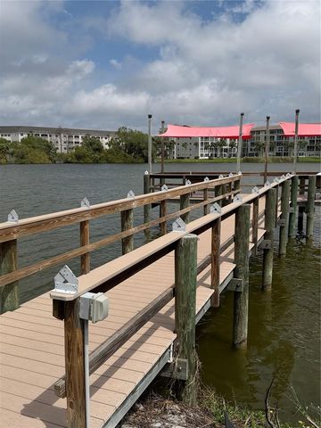 3176 LAKE BAYSHORE DRIVE 319, Bradenton, FL 34205