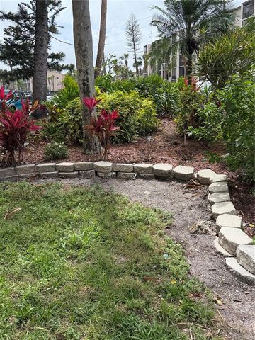 3176 LAKE BAYSHORE DRIVE 319, Bradenton, FL 34205