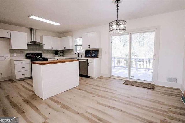 2688 Heritage Lane, Morrow, GA 30260