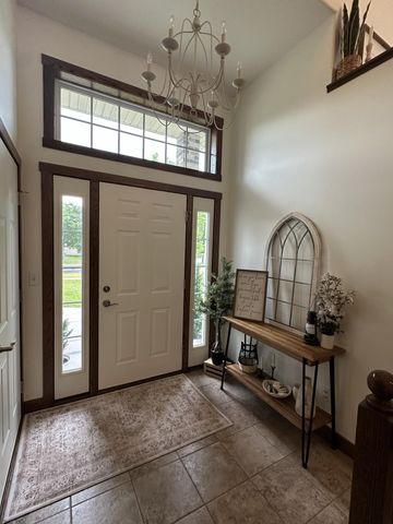 5002 45th Avenue S, Fargo, ND 58104