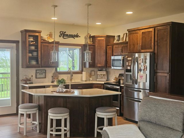 5002 45th Avenue S, Fargo, ND 58104