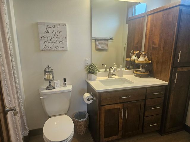 5002 45th Avenue S, Fargo, ND 58104