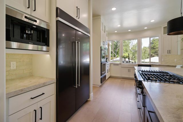 6000 Greystone Pl, Granite Bay, CA 95746