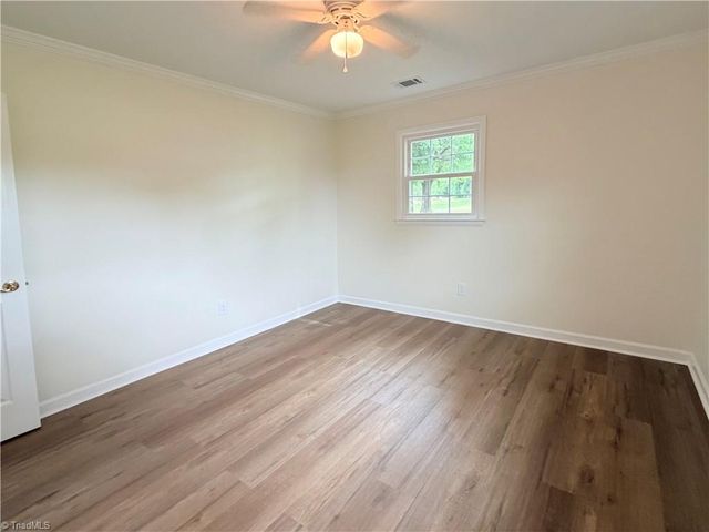 3216 Country View Road, Jonesville, NC 28642