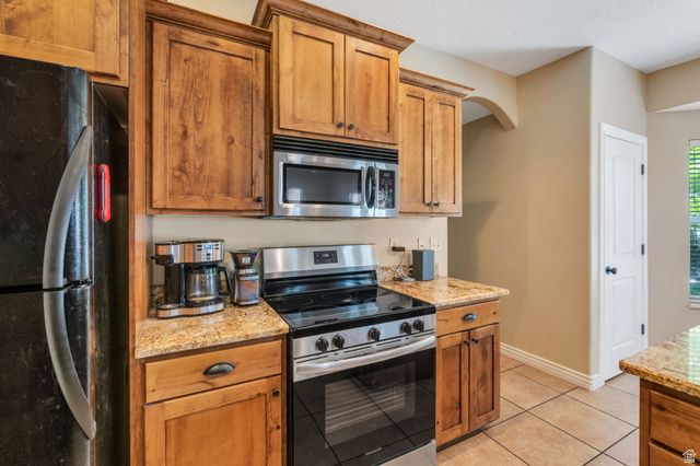6957 N COMANCHE ST, Eagle Mountain, UT 84005