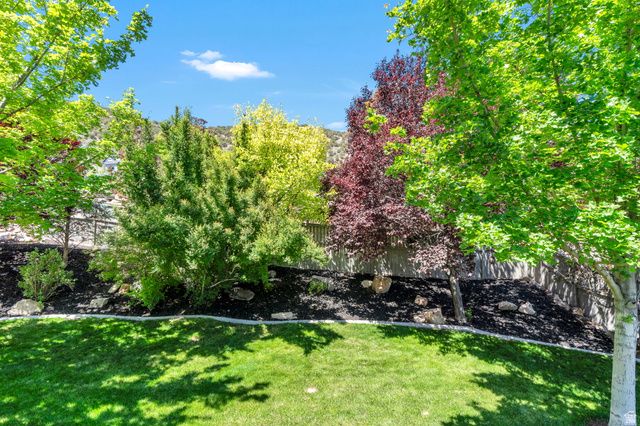 6957 N COMANCHE ST, Eagle Mountain, UT 84005