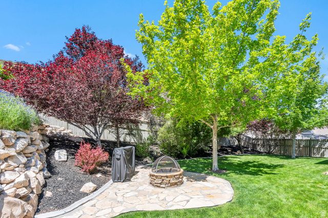 6957 N COMANCHE ST, Eagle Mountain, UT 84005