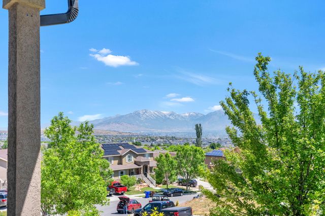 6957 N COMANCHE ST, Eagle Mountain, UT 84005