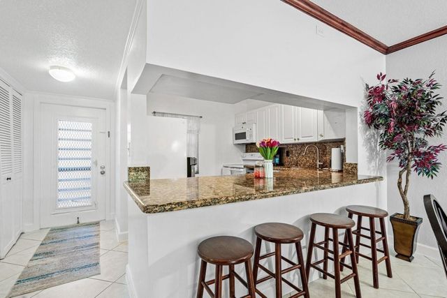 9280 SW 3rd Street 802, Boca Raton, FL 33428